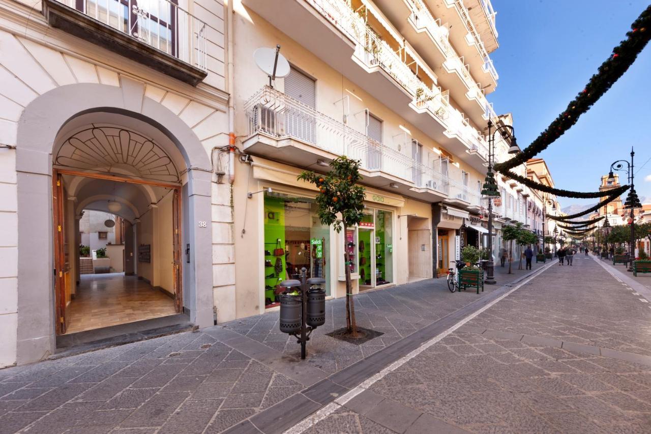 Sorrentovibes - Design Holiday Home In Sorrento City Center מראה חיצוני תמונה